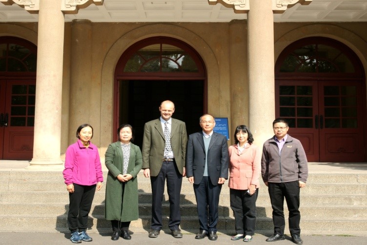 英国Aberystwyth University芒草专家来所访问交流